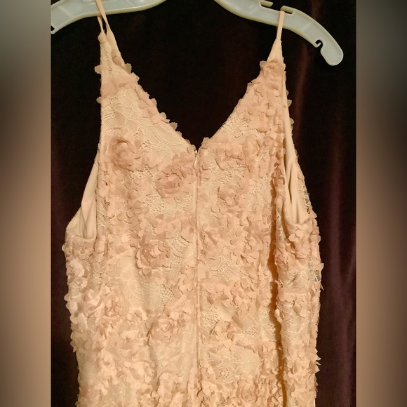 “Xscape by David’s Bridal” Dusty Rose Lace Dress - Picture 4 of 10